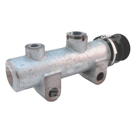 CLUTCH MASTER CYLINDER UNDER PEDAL. SUITABLE TO IVECO EUROCARGO.