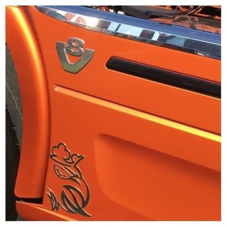 SYMBOLE "V8" POUR CARÉNAGE LATÉRAL EN ACIER INOXYDABLE SCANIA