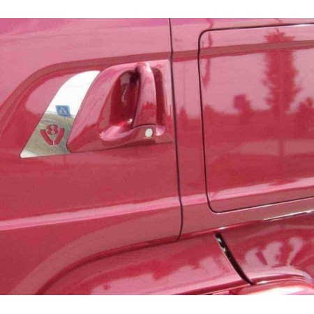 HANDLE CONTOUR WITH "V8" WRITING STAINLESS STEEL SCANIA R