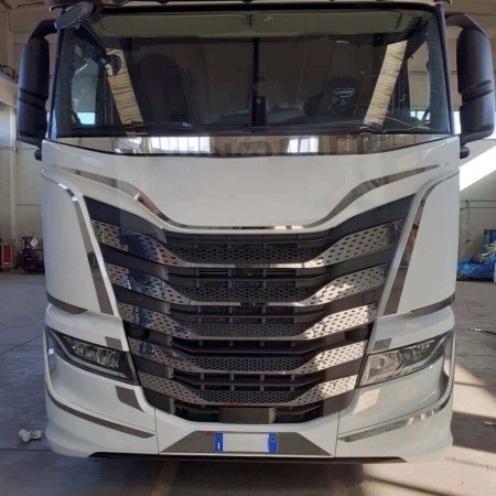 KÜHLERGRILLS EDELSTAHL IVECO S-WAY