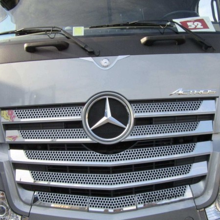 MÁSCARA FRONTAL DE ACERO INOXIDABLE ACTROS MP4